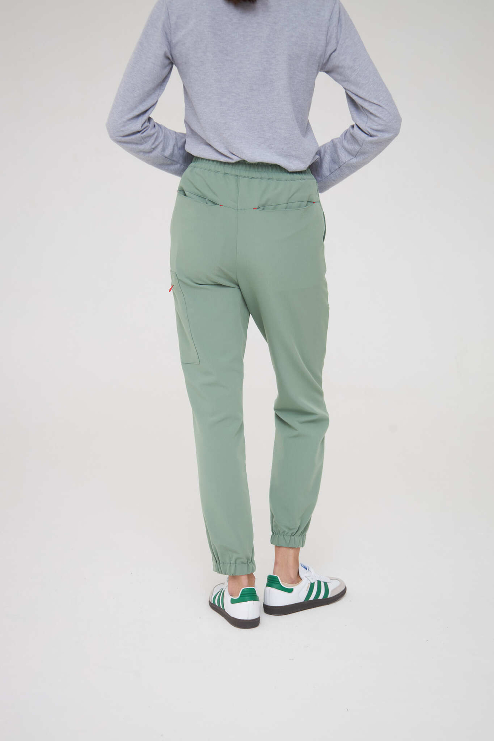 Джоггеры медицинские унисекс Кайтеки, шалфей