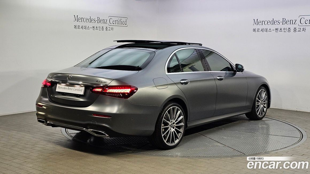 Mercedes-Benz E-Class W213 E350 4MATIC AMG Line (08.2022)
