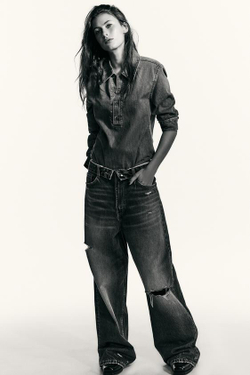 ZARA ДЖИНСЫ TRF СО СРЕДНЕЙ ПОСАДКОЙ И ОТВЕРНУТЫМ ПОЯСОМ, СИНИЙ