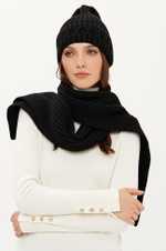 8425 Шапка женская (черный)