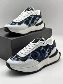 Кроссовки Valentino