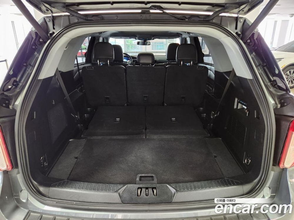 Ford Explorer 6 Generation 2.3 Limited 4WD (03.2021)