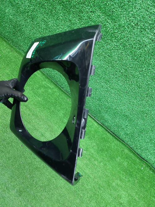 Накладка фары левая Mercedes G W463 (18-24) AMG