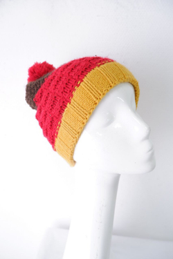 Шапка модная