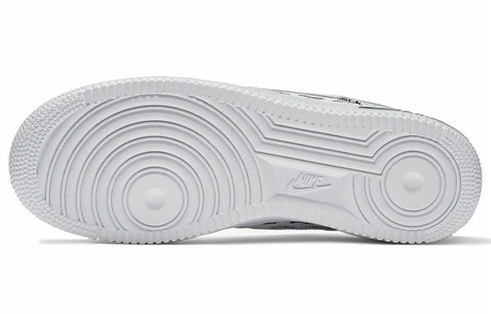 Кроссовки Nike Air Force 1 Low All Over Logo