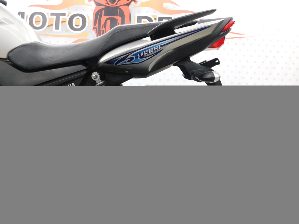 Yamaha Fazer YS125 027628