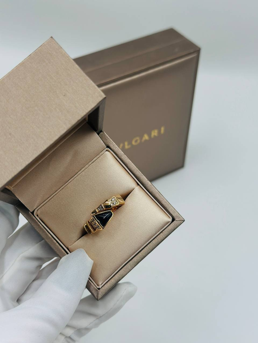Кольцо Bvlgari