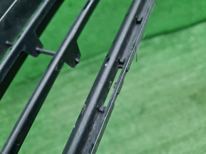 Решетка переднего бампера BMW 5er G30 (2017-2020)