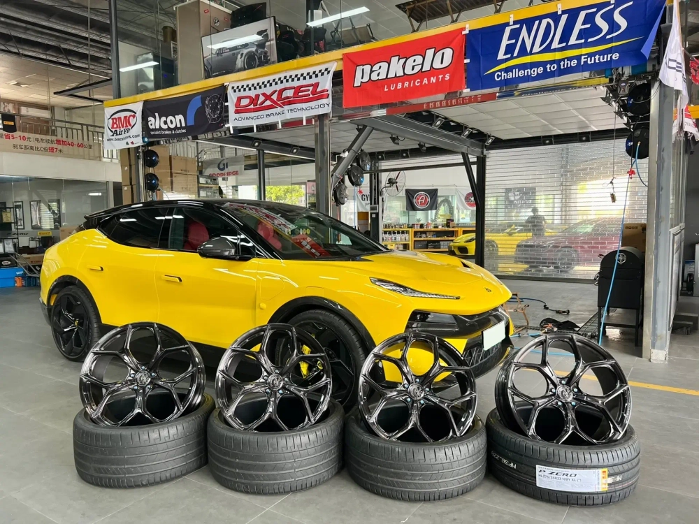 КОВАНЫЕ ДИСКИ С КАРБОНОВЫМИ ВСТАВКАМИ ДЛЯ LOTUS ELETRE 2023+ Лотус Элетре