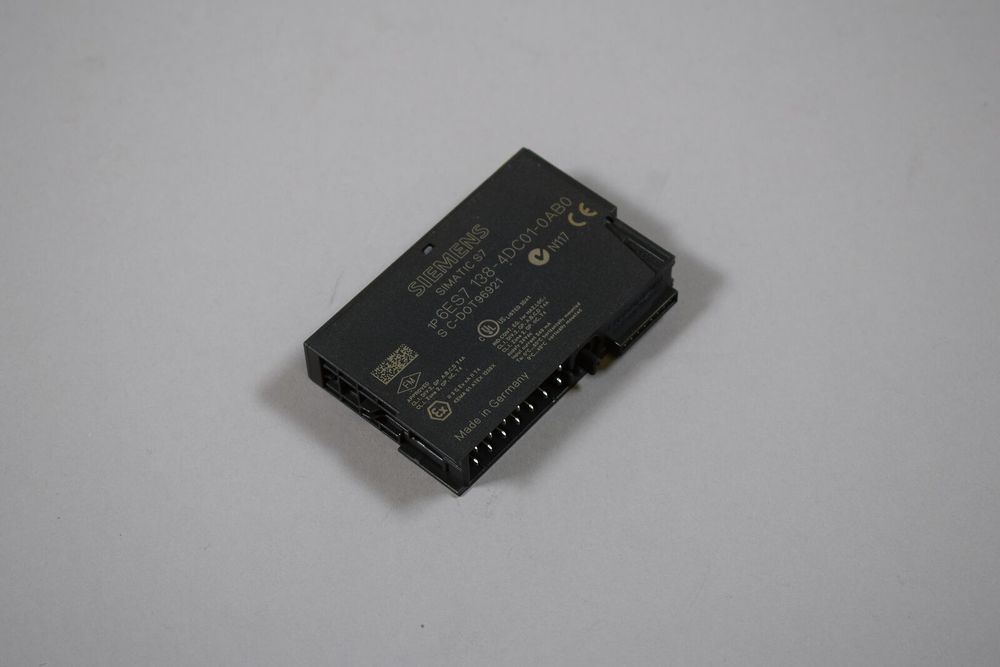 SIEMENS 6ES7138-4DC01-0AB0