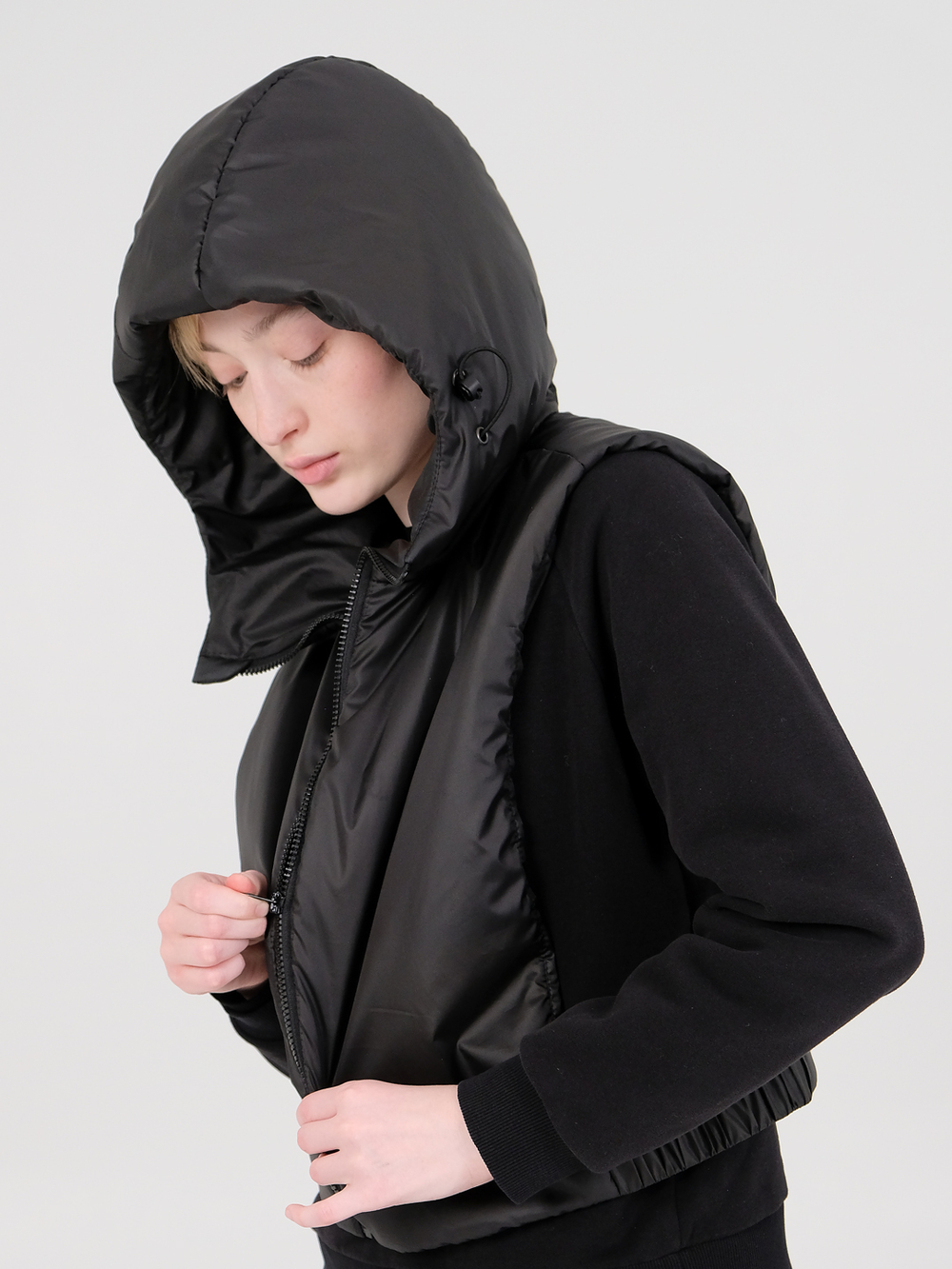 Жилет утепленный HW1