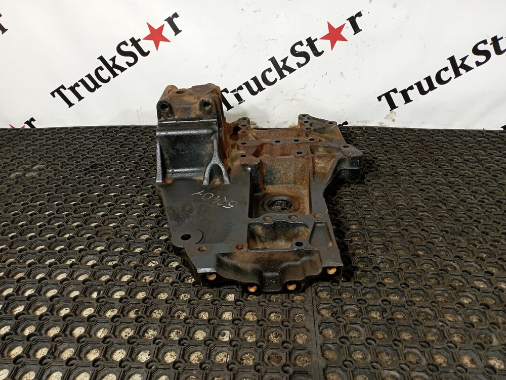 Кронштейн рессоры передней левый