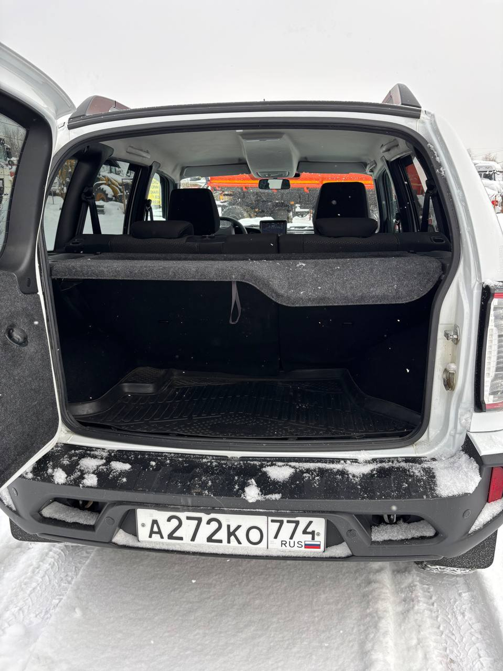 LADA Niva Travel Luxe'24 1.7 83hp 5MT