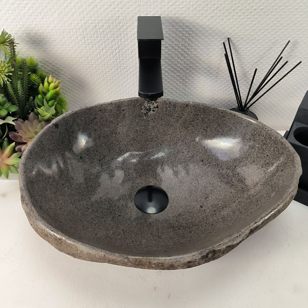 Раковина из речного камня RS-64940 46*35*15 0861