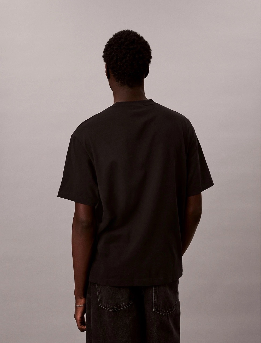 Футболка Calvin Klein Monologo Relaxed Tee Bright Black