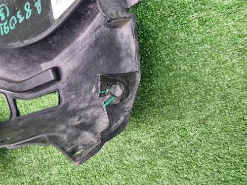 Кронштейн переднего бампера RH BMW 5er G30 (20-23)