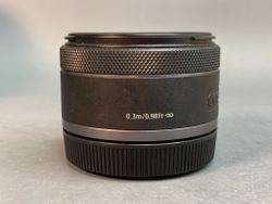 Canon RF 50mm 1.8 STM