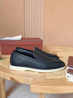 Лоферы Loro Piana Summer Walk с мехом