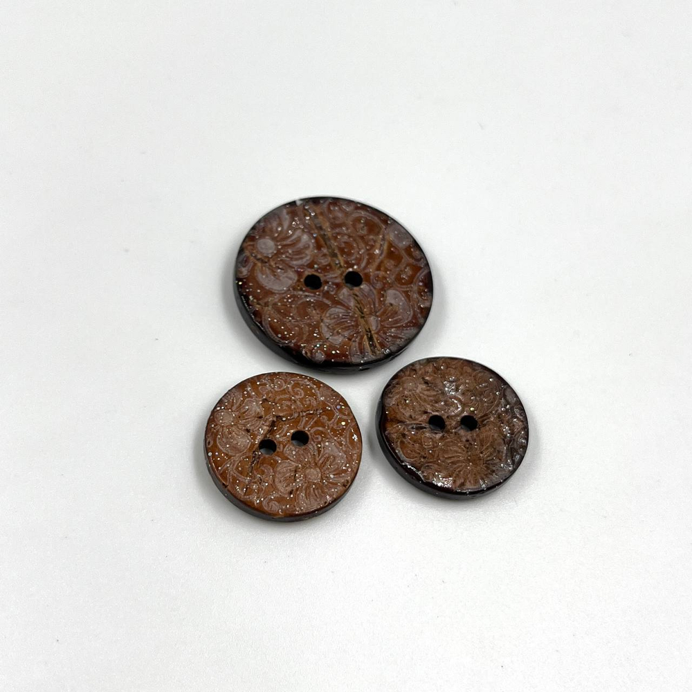 Пуговицы коричневые цветочные узоры с блеском
