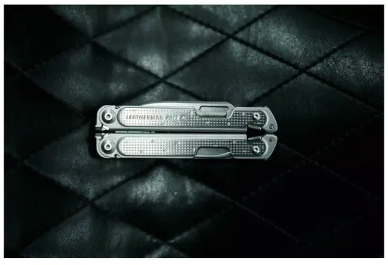 Мультитул Leatherman Free P2 (832638)