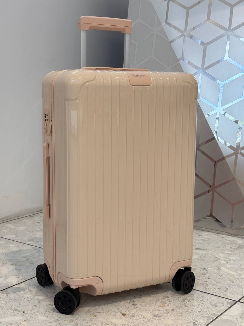 Чемодан Rimowa