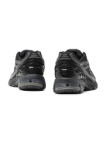 Кроссовки 1 906