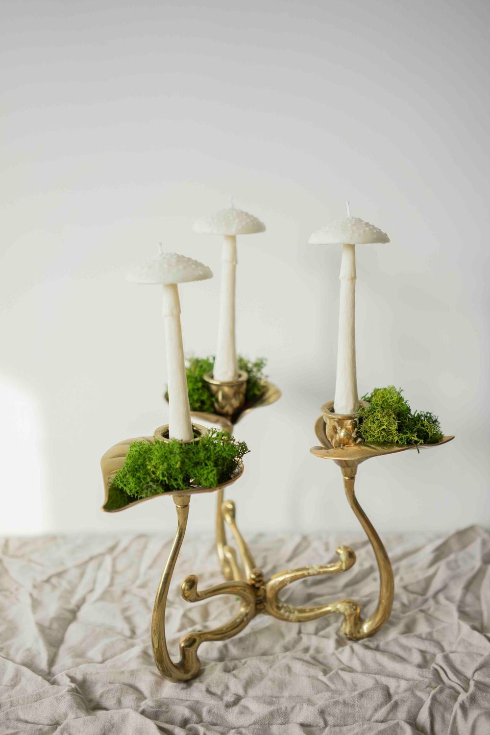 Свеча Unification Love Мухомор Молодой Белый (Дымчатый уд)