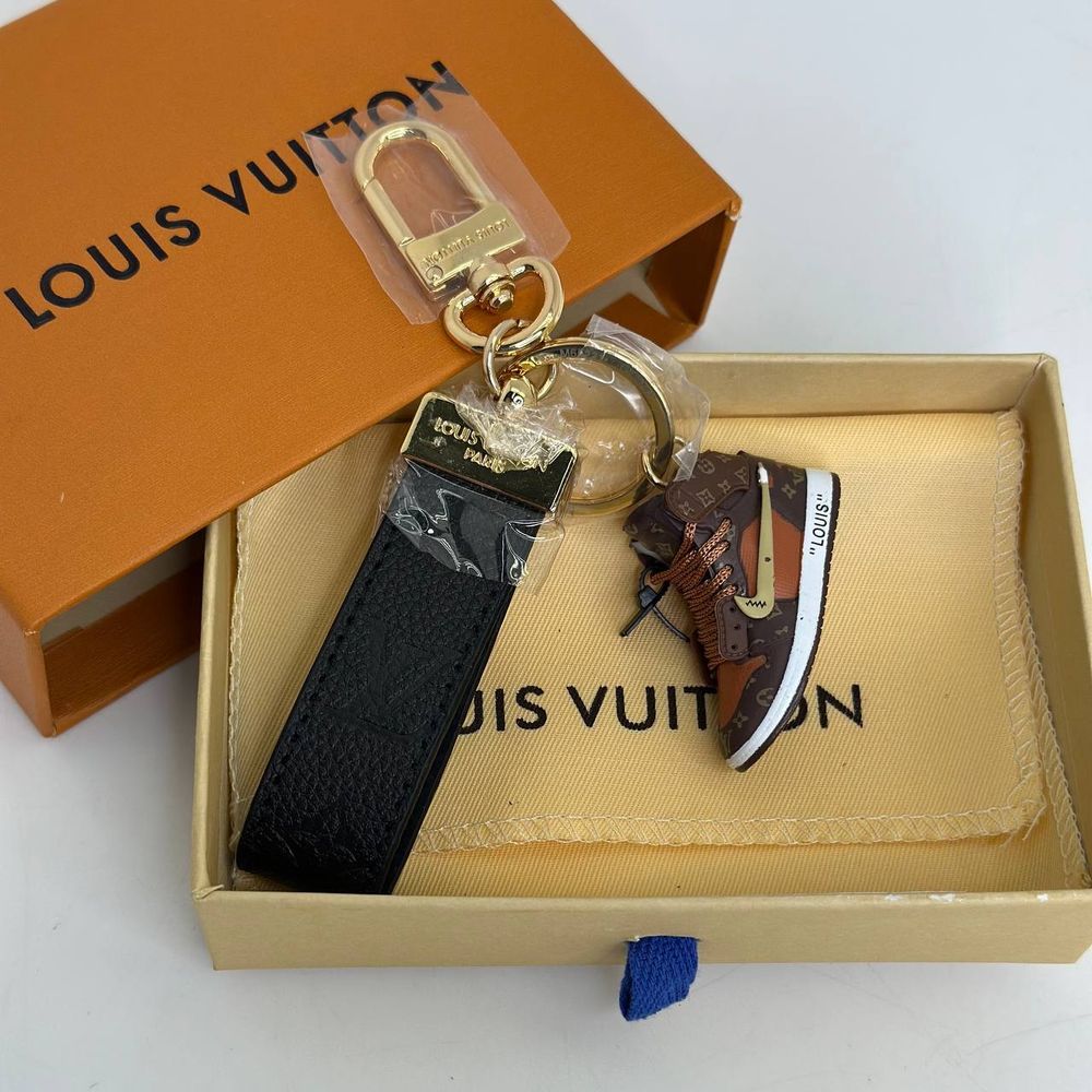 Брелок для сумки Louis Vuitton