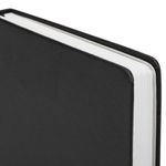 Скетчбук, белая бумага 140 г/м2 130х210 мм, 80 л., КОЖЗАМ, застежка, BRAUBERG ART CLASSIC, черный, 116461