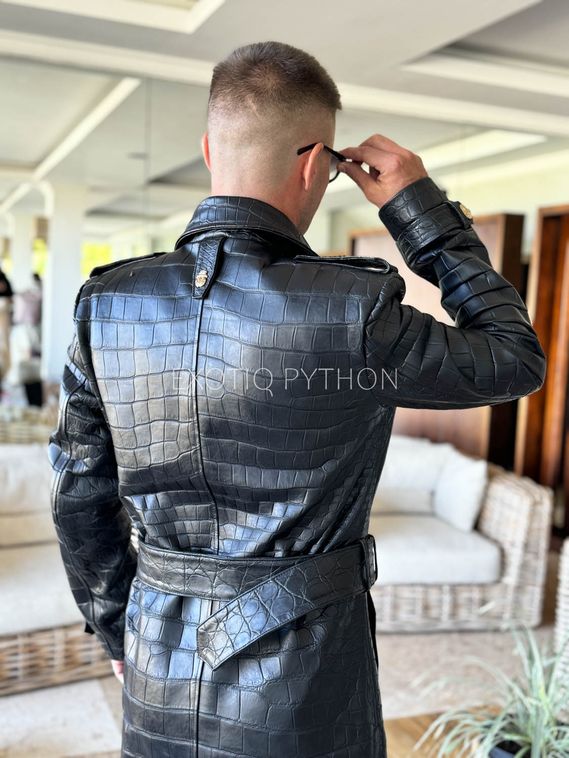 Пальто из кожи крокодила Billionaire JT-128
