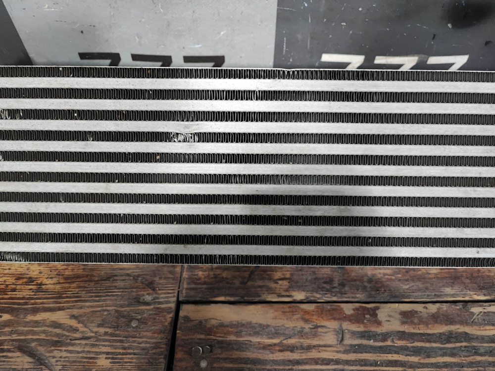 Интеркулер Jetour T2 23-нв Б/У Оригинал F261119120