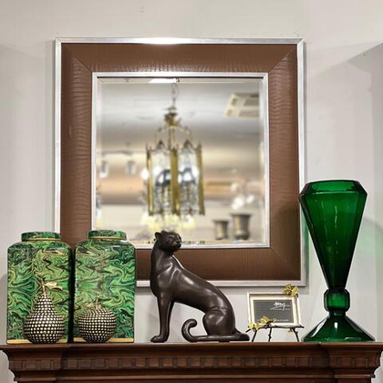 Зеркало коричневое в коже[Арт. 06473]