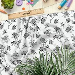 Ткань лён эскиз клевера на белом фоне