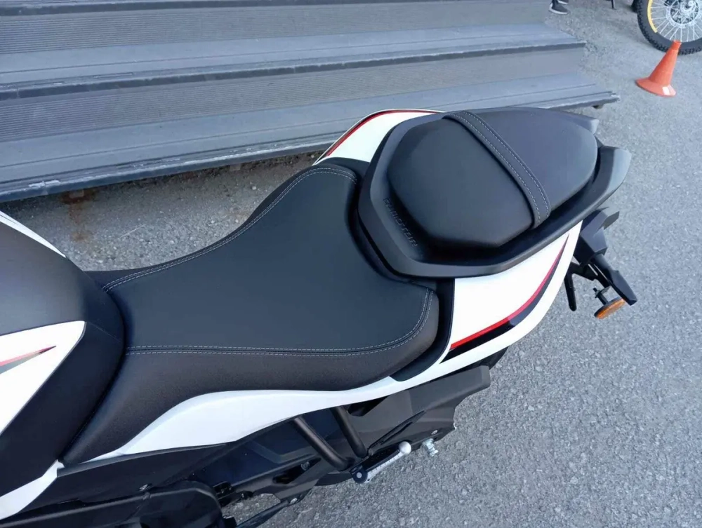 QJMOTOR SRK 125 S