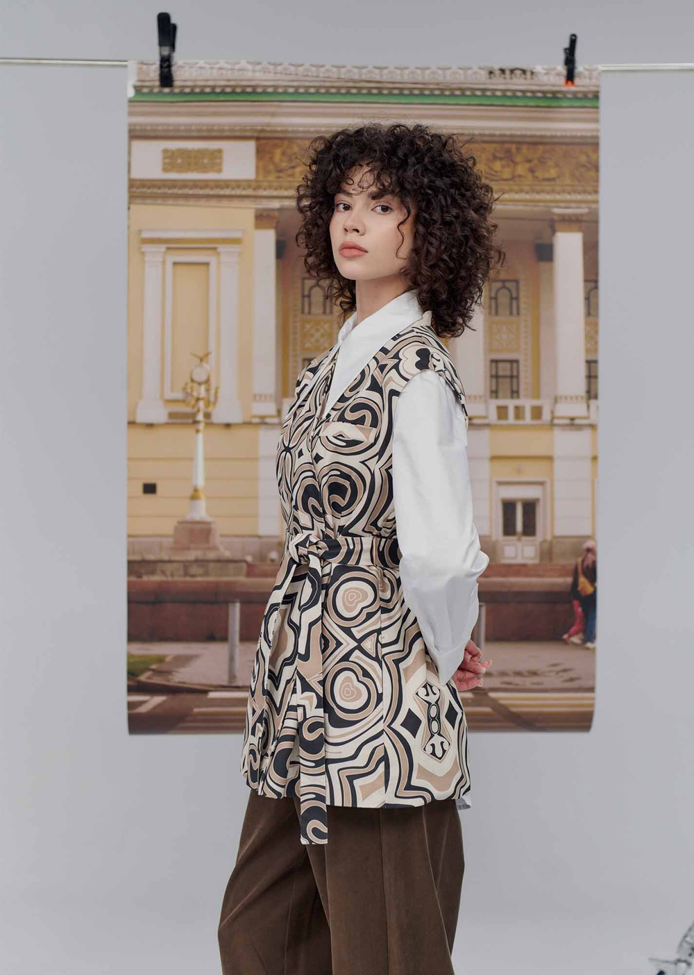 Жилет удлиненный м. 2439, print 291-01, р. S 2439
