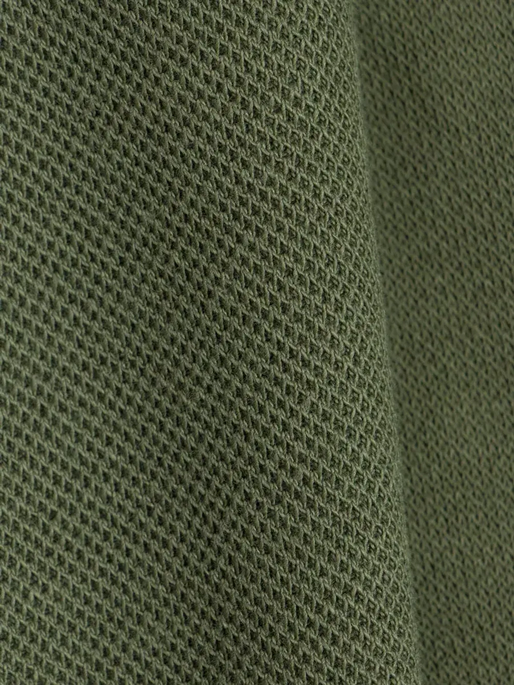 Зеленый спортивный костюм для мальчика в школу