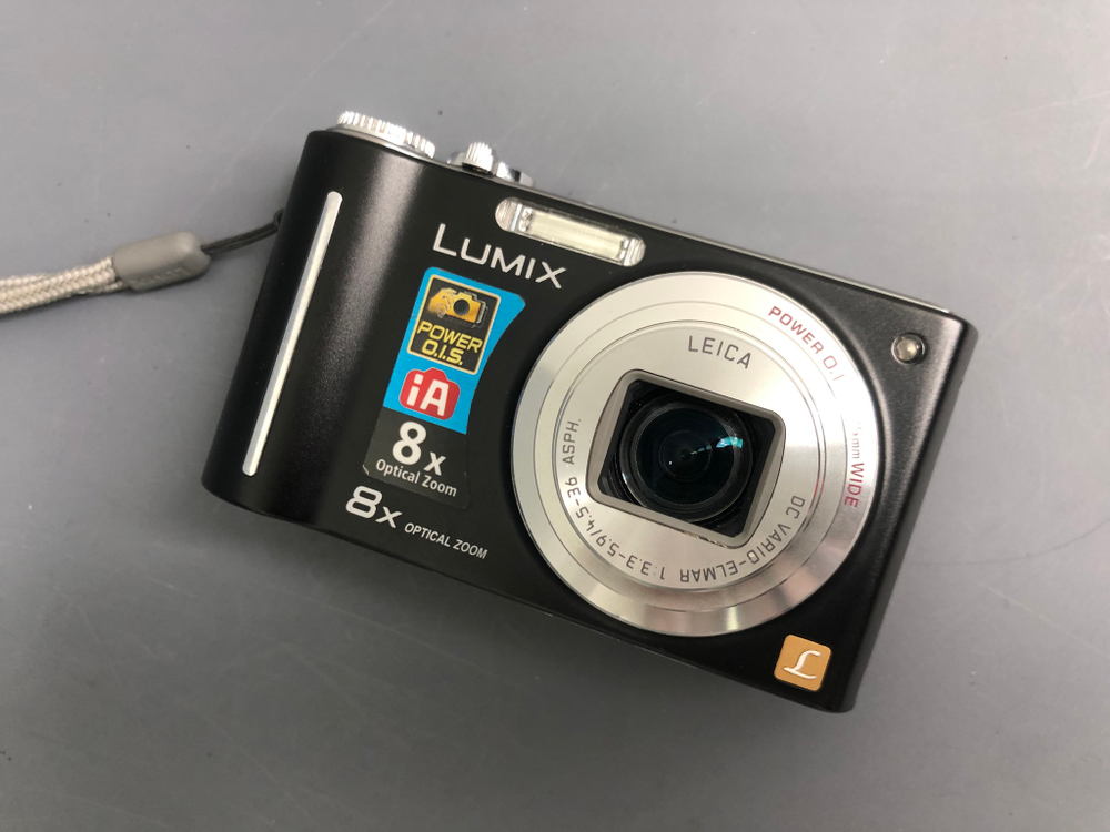 Panasonic Lumix DMC-ZX1