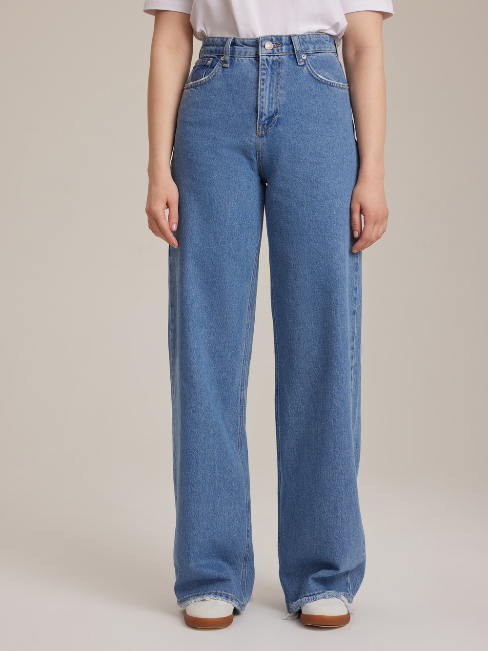 Джинсы широкие голубые