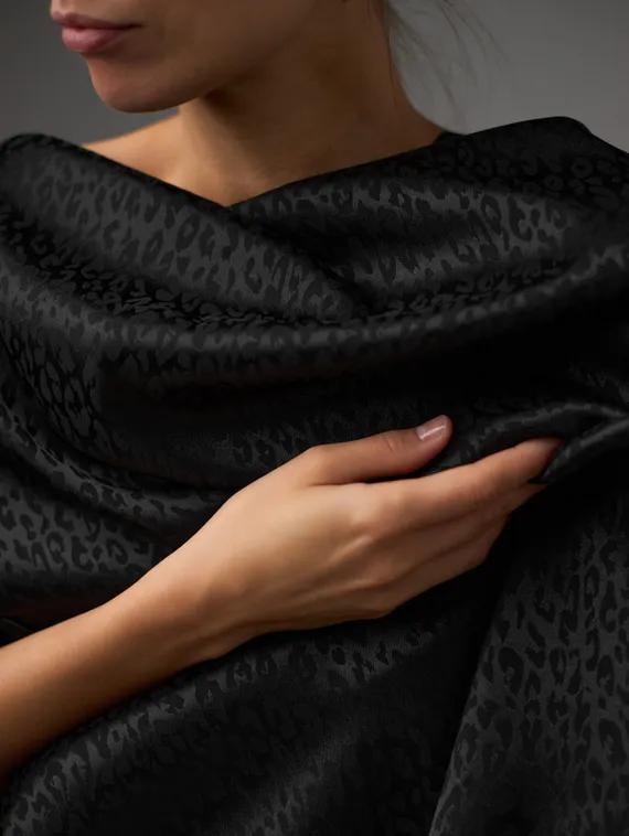 Ткань шелк Армани Жаккард, арт.1885, дизайн "лео", черный 170