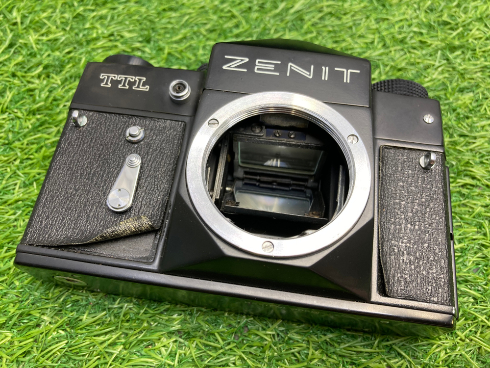 Zenit TTL + Helios-44M