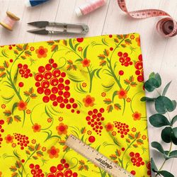 Ткань бифлекс хохломские мотивы на желтом