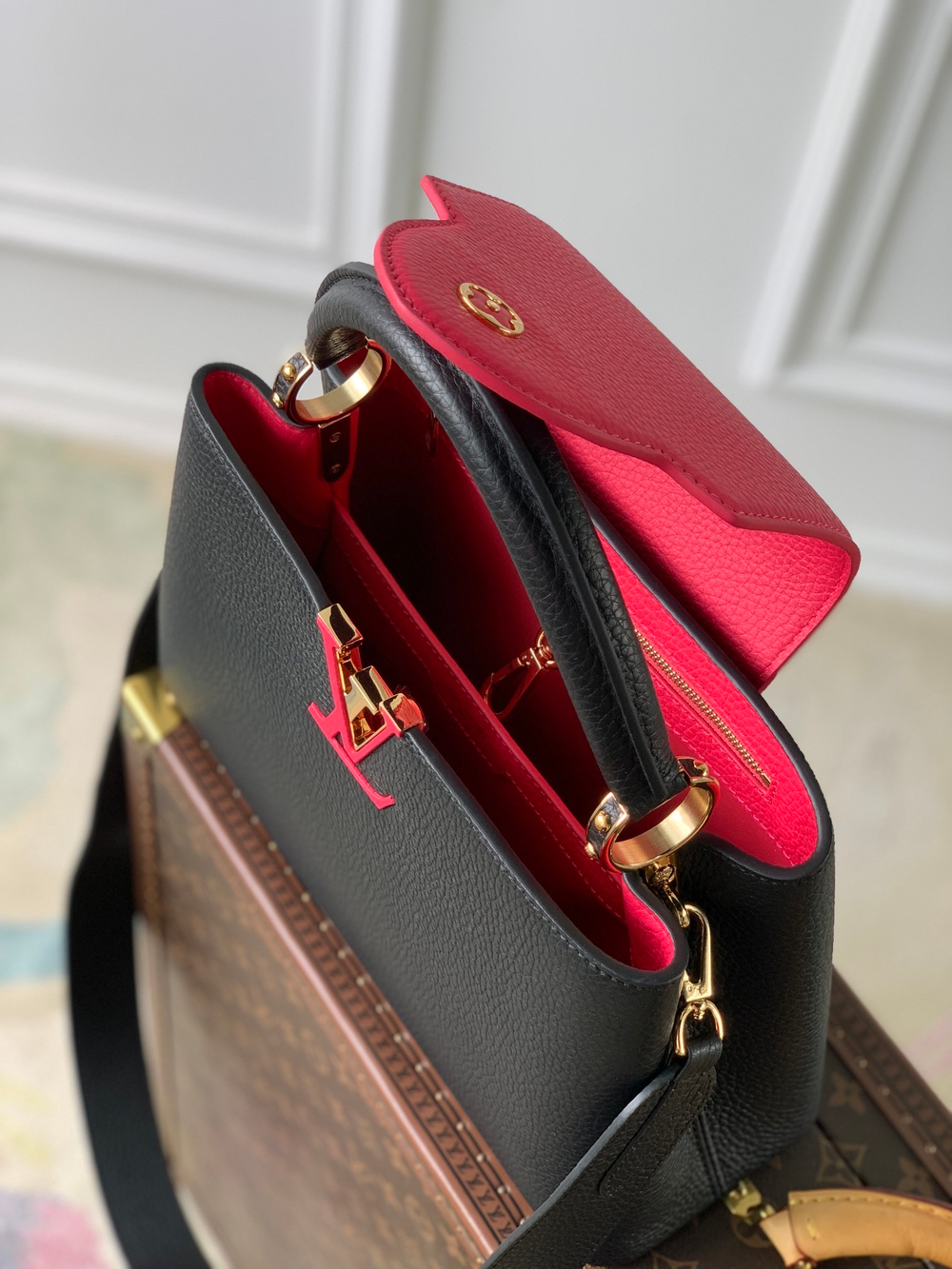 Louis Vuitton Capucines BB