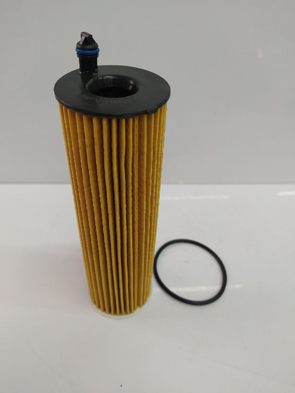 Фильтр масляный MANN-FILTER HU6020Z для Mercedes-Benz