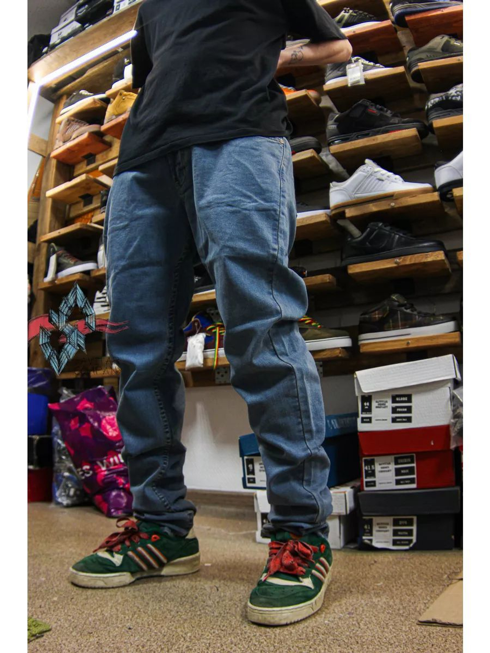 Джинсы прямые от Savitar Shoes Company