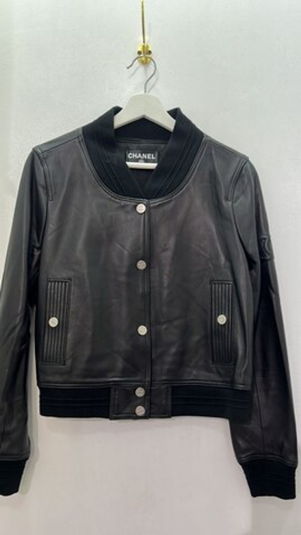 Кожаная куртка CHANEL