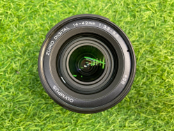 Olympus ED Zuiko 14-42mm 3.5-5.6