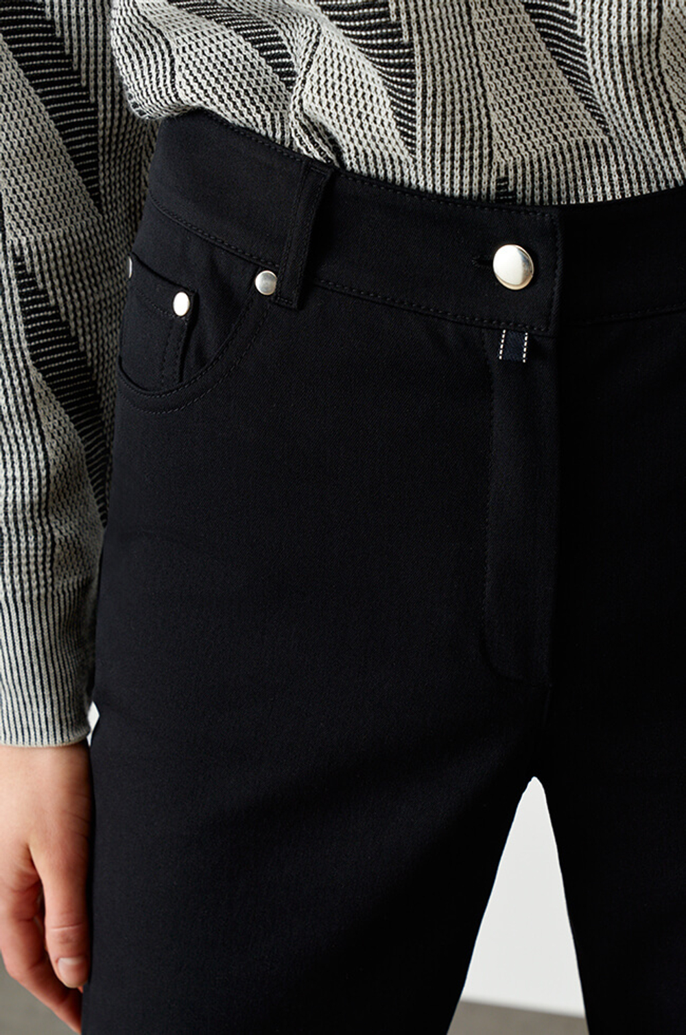 3949 Брюки женские (черный)