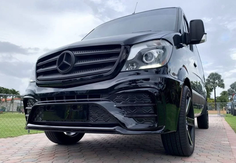 Бампер передний Elegance Mercedes sprinter W906