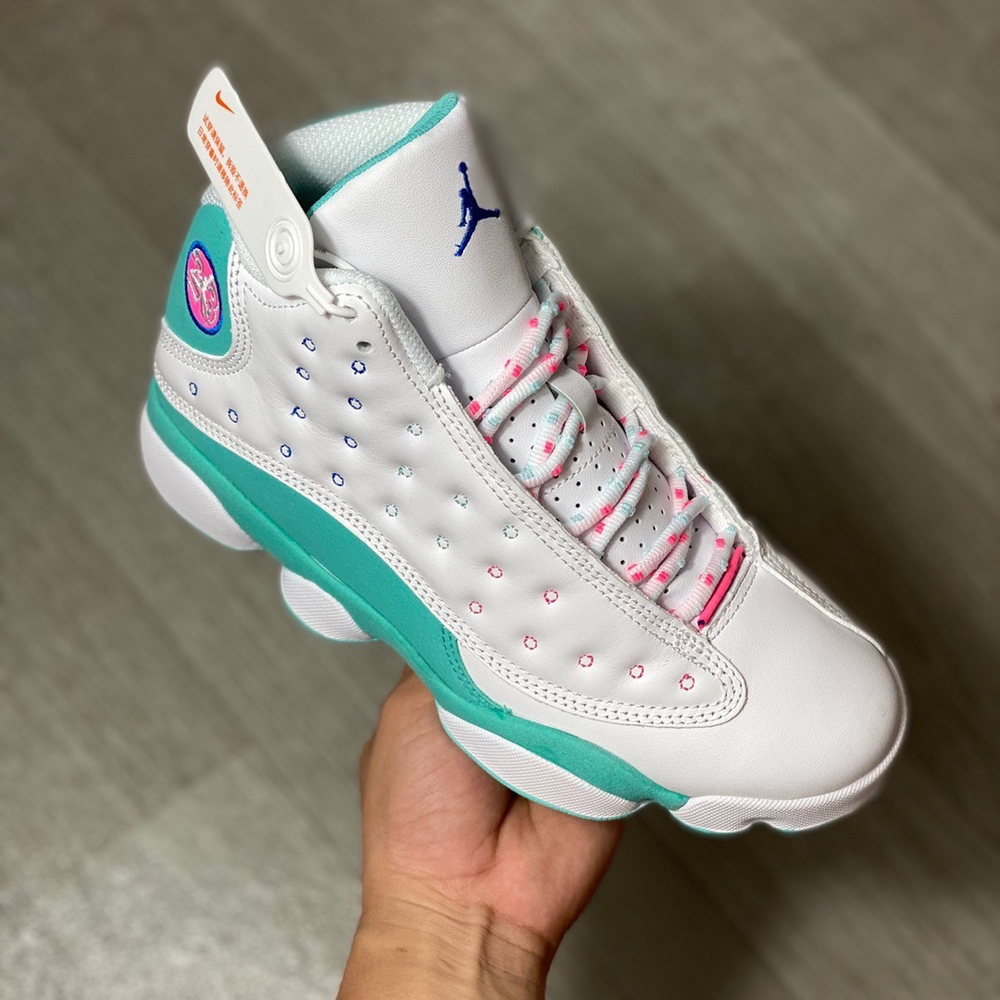 Air Jordan 13 PE “Aurora Green”