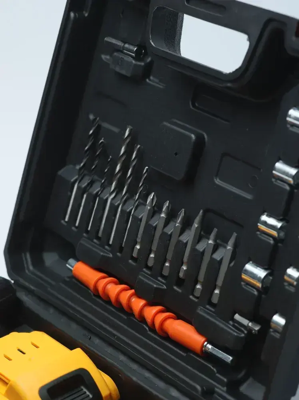 Шуруповерт аккумуляторный 36 V, 2 АКБ